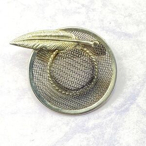 Vintage Brooch Mesh Hat & Feather Silver Tone